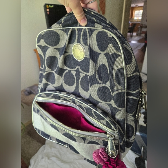 Coach Backpack, black and silver with pink lining - Picture 10 of 10
